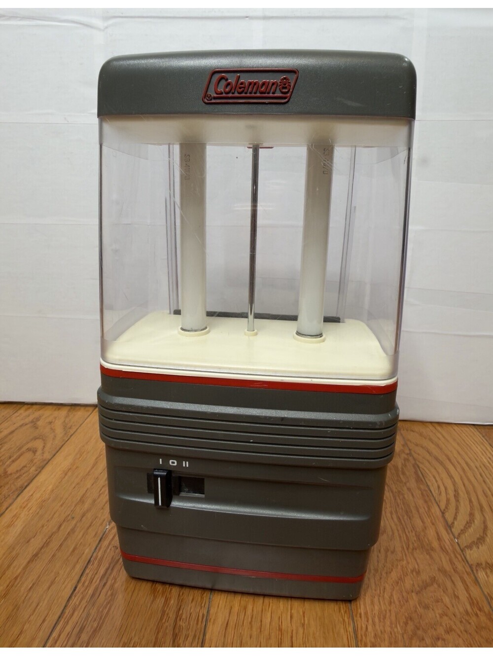 Coleman 5342-700 Fluorescent Camping Lantern Battery Powered Tested Works